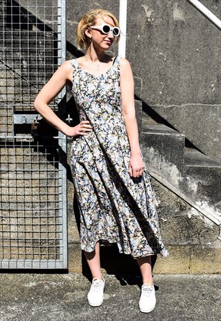 VINTAGE LAURA ASHLEY FLORAL TEA DRESS