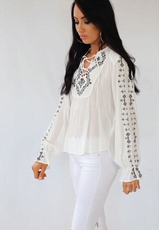 WHITE EMBROIDERED SUMMER BLOUSE