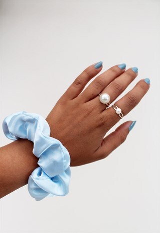 PACK OF TWO FAUX PEARL CABOCHON RING - SILVER