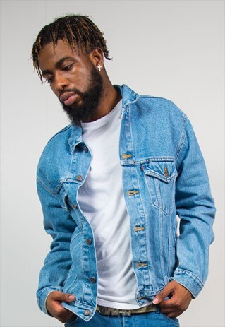 VINTAGE LEVIS CLASSIC DENIM TRUCKER JACKET