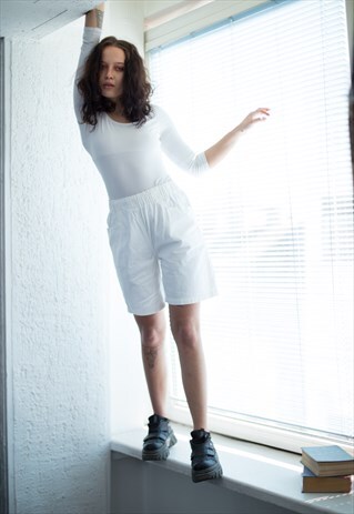 VINTAGE 80'S WHITE MINIMALIST COTTON SHORTS