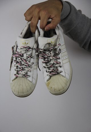 VINTAGE ADIDAS 90'S PATTERNED LACE TRAINERS