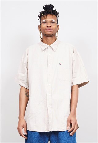 VINTAGE 90'S TOMMY HILFIGER SHORT-SLEEVED BEIGE SHIRT