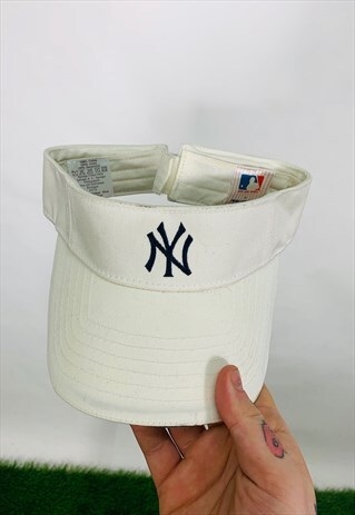 NEW YORK YANKEES EMBROIDERED VISOR 90S SNAP BACK CAP HAT