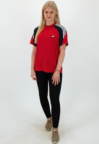VINTAGE ADIDAS T-SHIRT
