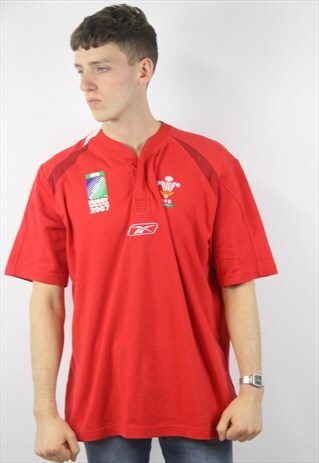 VINTAGE REEBOK RUGBY JERSEY