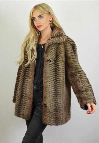 VINTAGE 70S BROWN ARCTIC FAUX FUR JACKET / COAT