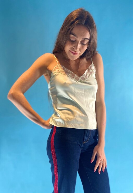garment image