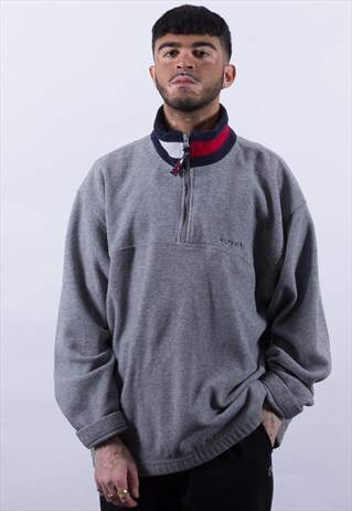 TOMMY HILFIGER SPELL OUT FLEECE