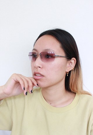 VINTAGE Y2K BARBIE PINK SUNGLASSES