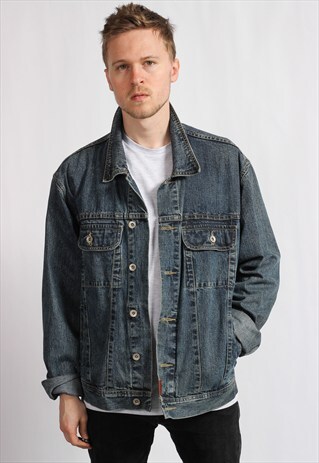 VINTAGE DENIM JACKET