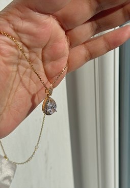 HEIRLOOM. Teardrop Crystal Pendant Gold Chain Necklace