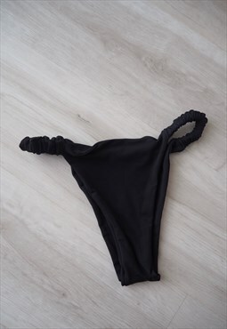 Black ruched bikini bottoms