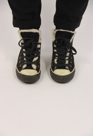 VINTAGE CONVERSE TRAINERS