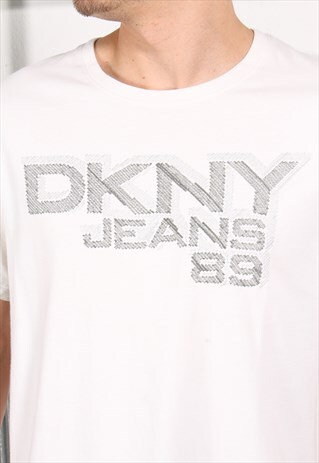 Vintage DKNY T-Shirt in White Crewneck Lounge Tee Large