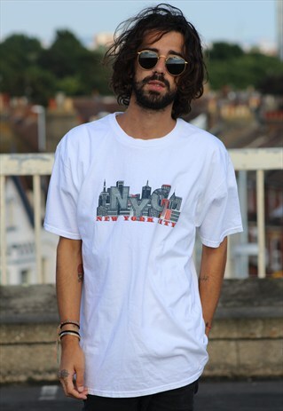 VINTAGE // 90'S // NEW YORK CITY // T-SHIRT
