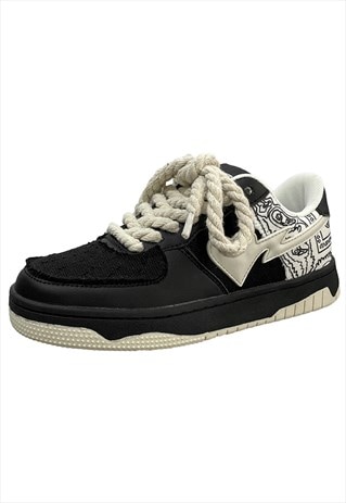 Graffiti sneakers chunky sole skater shoes in black