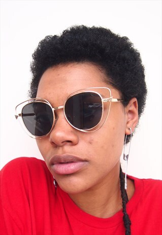 BLACK LENS CAT EYE GOLD FRAME SUNGLASSES