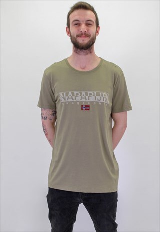 VINTAGE NAPAPIJRI SPELL OUT LOGO T-SHIRT IN GREEN XL