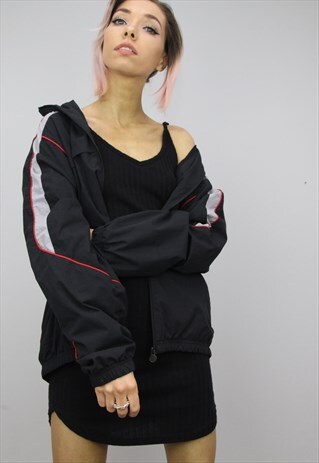 VINTAGE 90S OVERSIZED NIKE WINDBREAKER JACKET