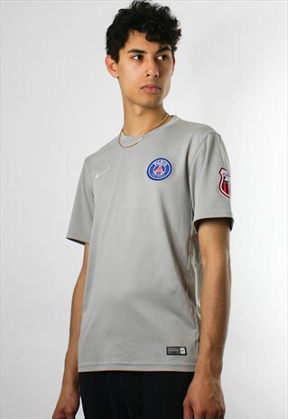 VINTAGE NIKE PARIS FOOTBALL SHIRT, SPORTS T-SHIRT