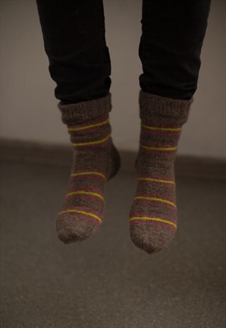 BROWN HANDMADE STRIPED KNITTED WOOL SOCKS