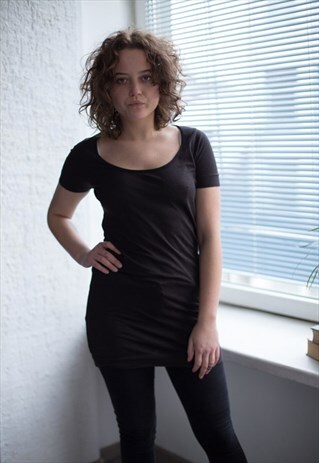 VINTAGE 90'S BLACK SHORT SLEEVED T-SHIRT