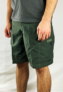 Vintage Nike ACG Cargo Shorts in Khaki Green