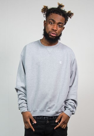 VINTAGE CHAMPION SWEATSHIRT