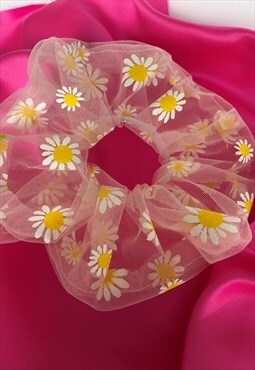 Handmade Daisy Mesh Scrunchie,Gift for Her, Valentines Gift