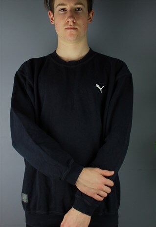 VINTAGE PUMA SWEATSHIRT IN NAVY WITH EMBROIDERED LOGO