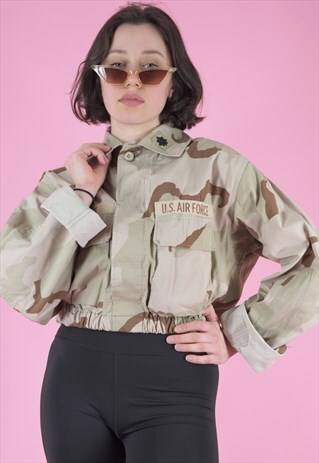 VINTAGE REWORKED CROP JACKET ORIGINAL US ARMY IN BEIGE CAMO
