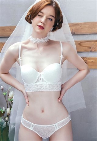 WHITE PUSH-UP LINGERIE SET