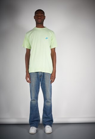 VINTAGE NIKE T-SHIRT