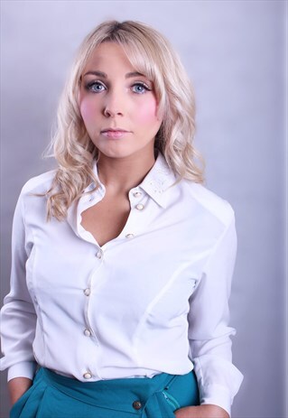 COLLAR DETAIL BLOUSE