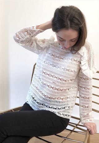 KIMY WHITE TOP BLOUSE WITH LACE