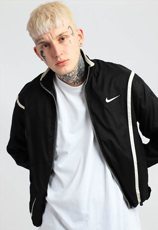 VINTAGE NIKE WINDBREAKER JACKET