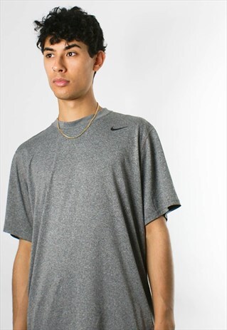VINTAGE NIKE LOGO T-SHIRT, SPORTS T-SHIRT
