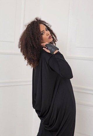 BLACK EXTRAVAGANT DRESS