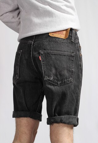 VINTAGE LEVI'S DENIM SHORTS