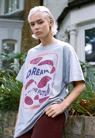 SHORT SLEEVED T-SHIRT GREY WITH DREAM INTO THE FUTURE PRINT