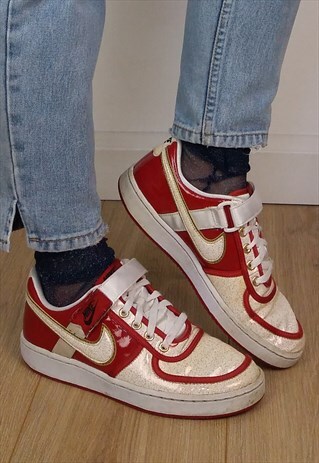 VINTAGE NIKE Y2K RETRO TRAINERS GLITTER RED / UK 5 - EU 38.5