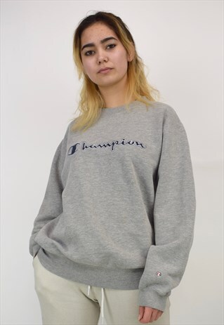 VINTAGE 90'S CHAMPION SWEATSHIRT