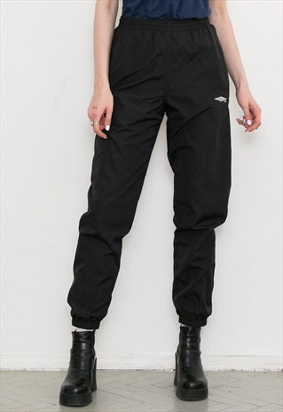 VINTAGE UMBRO BLACK SPORT TRACK PANTS