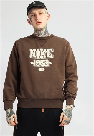 VINTAGE NIKE SWEATSHIRT