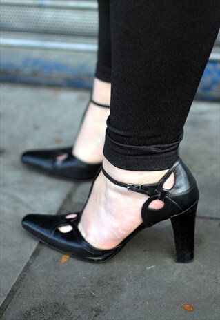 VINTAGE RALPH LAUREN COLLECTION PURPLE LABEL PUMP SHOES