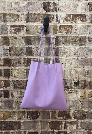 LILAC FAUX LEATHER PINCHED STRAP TOTE BAG