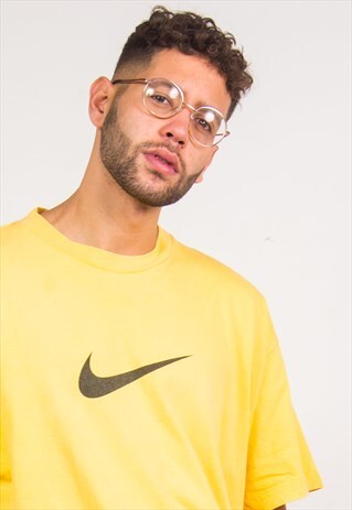 VINTAGE NIKE T-SHIRT