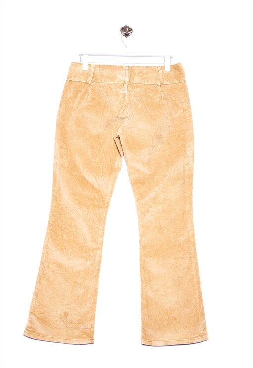 garment image