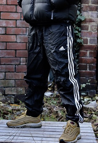VINTAGE BLACK ADIDAS 3 STRIPE TRACKSUIT BOTTOMS MEDIUM